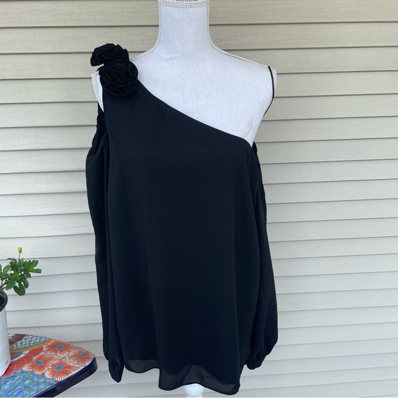 CeCe Long Sleeve Asymmetrical One Shoulder Blouse in Rich Black Size XL (NWT) - Picture 7 of 13